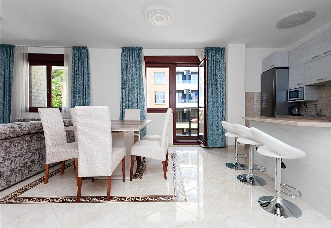 Three Bedroom Spacious Apartment Anatolia Budva Exterior photo